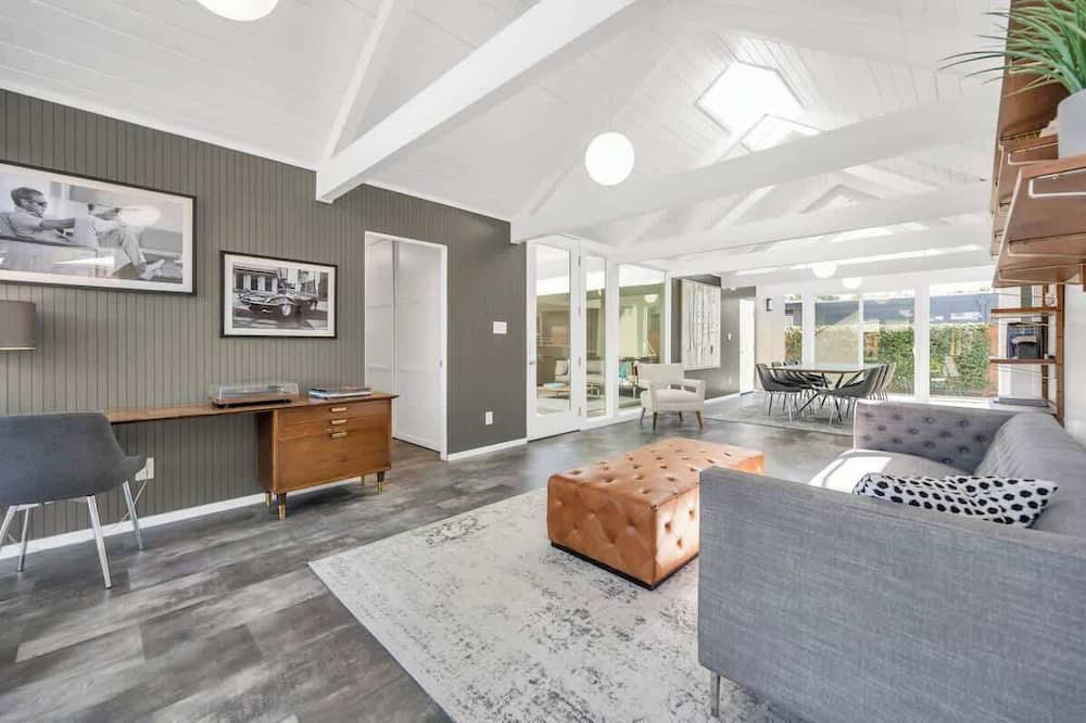 Concord House | Luxury Mid-Century Modern Eichler Home