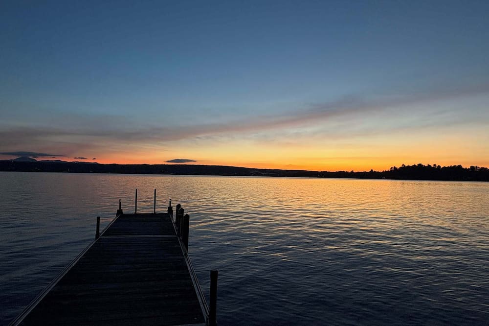Sherbrooke Ski Chalet | La Brise O-Lac Summar