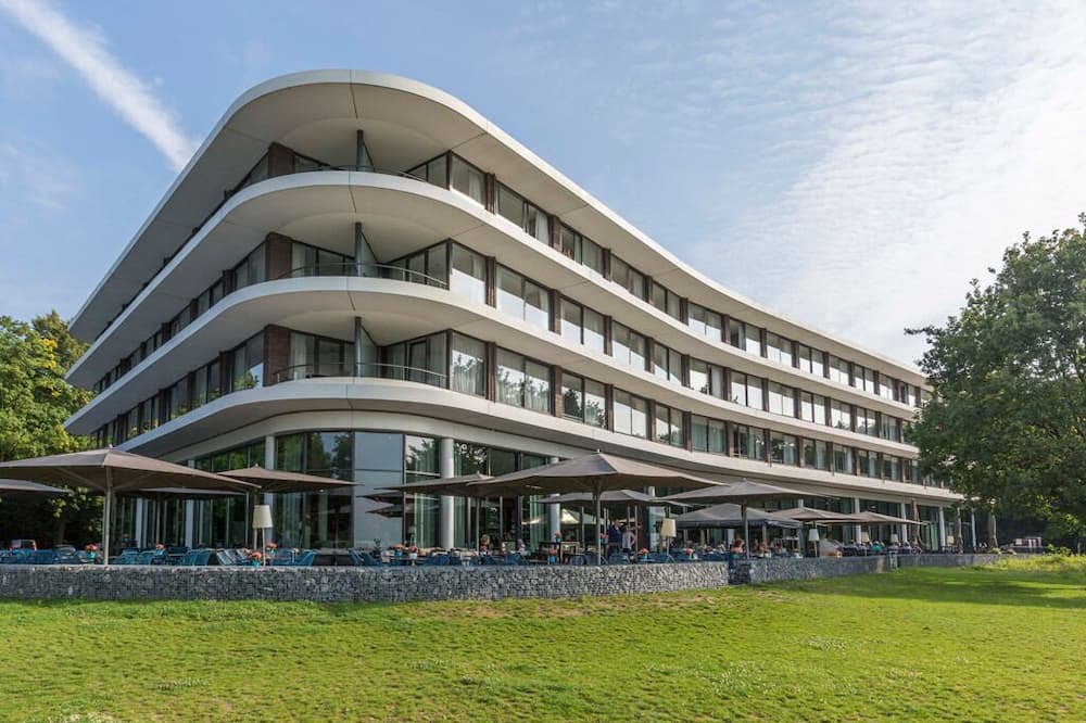 Wageningen House | Modern Haven w/Spa Access | Nature Reserves, Local Attractions | Onsite Dining