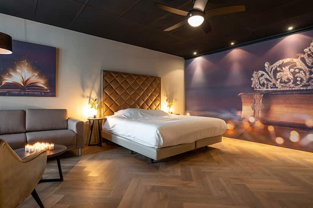 Made House | Nature-Lover’s Haven by Biesbosch & Birdwatching Sites | Historic Attractions