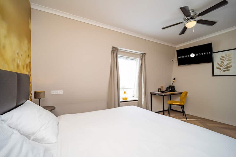 Made House | Tranquil Stay Near Efteling, Wildlife Park & Biesbosch Boats | 2 Units