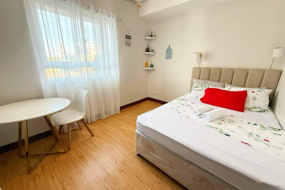 Cagayan de Oro Condo | Angelic Studio Condo Unit with WiFi, AC in Fabulous Cagayan De Oro City