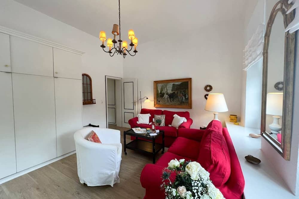 Westerland Apartment | House Friesland - Apartment 1 - An urban villa with spacious and tasteful