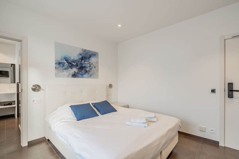 Kristus-Koning Apartment | Elegant room with private bathroom near city center