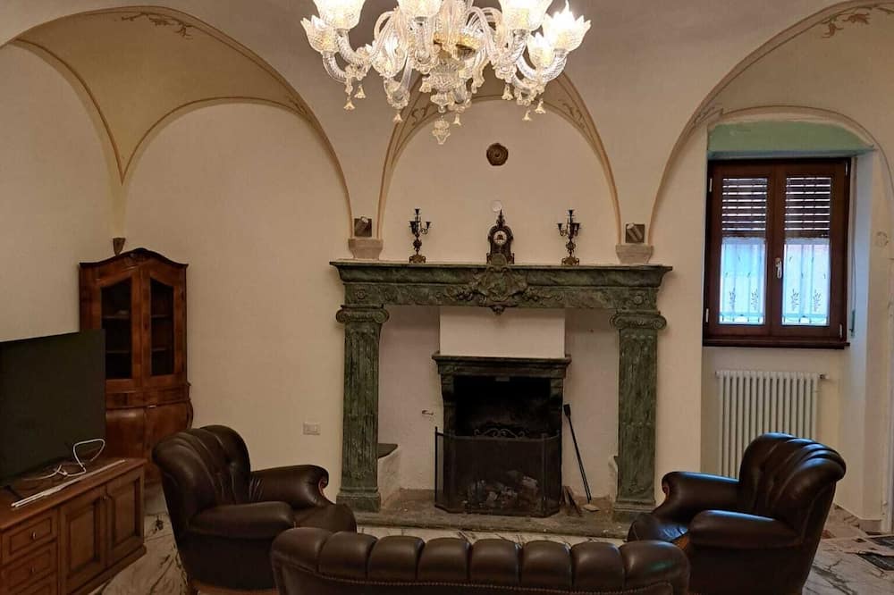 Ferrera di Varese Apartment | Spacious family apartment with historic charm 10 minutes from Luino