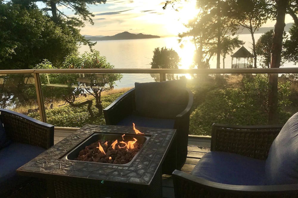 Saturna Island Cottage | Private Island with Executive-Class Cottage with stunning ocean views