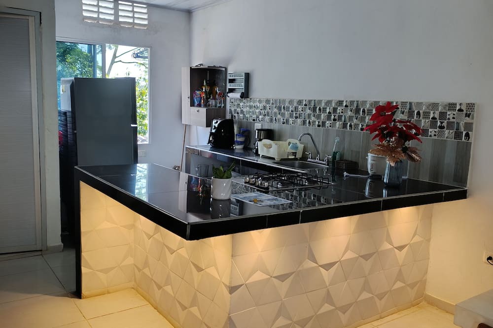 Puerto Triunfo Cottage | Spacious 2-bedroom cottage in tranquil Doradal Antioquia with AC, WiFi