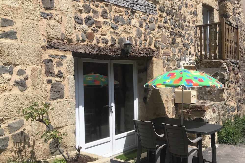 Yronde-et-Buron House | Charming rentals in the heart of Auvergne