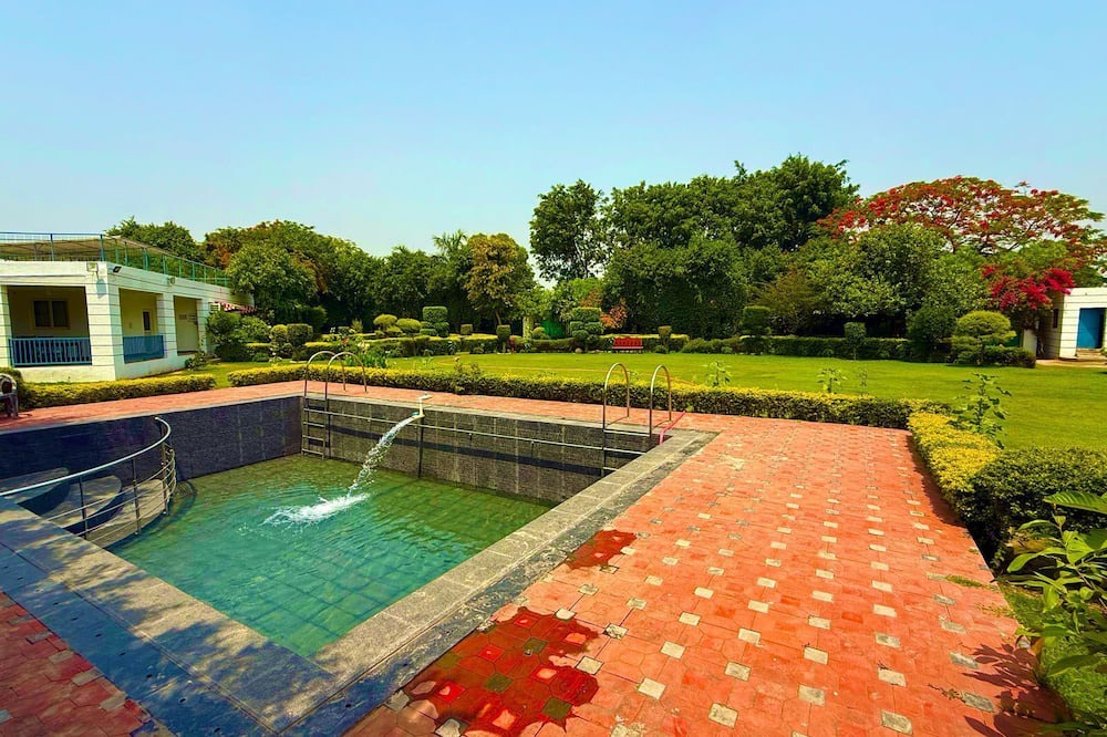 Noida House | Charming 1-bedroom house in Noida