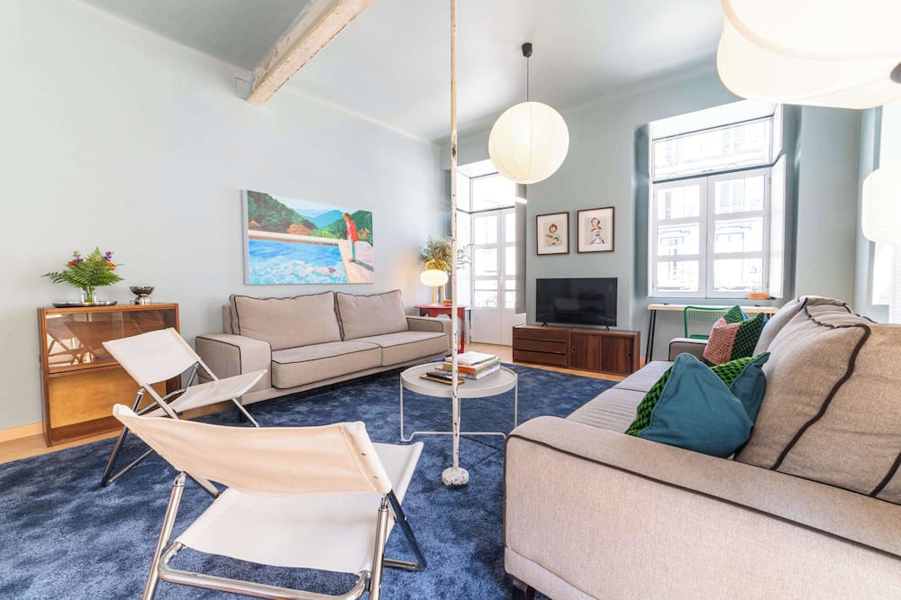 Misericordia Apartment | Spacious & Stylish 4BR Retreat in the Heart of Lisbon