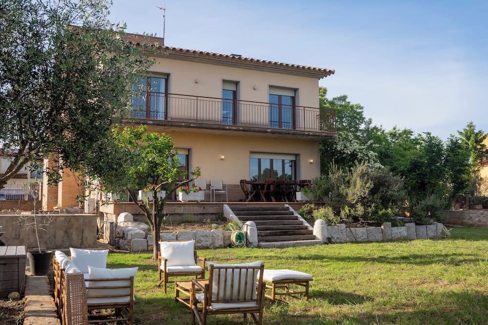 Ordis House | Lámetller - House Alt Empordà between Costa Brava i Besalú/Banyoles