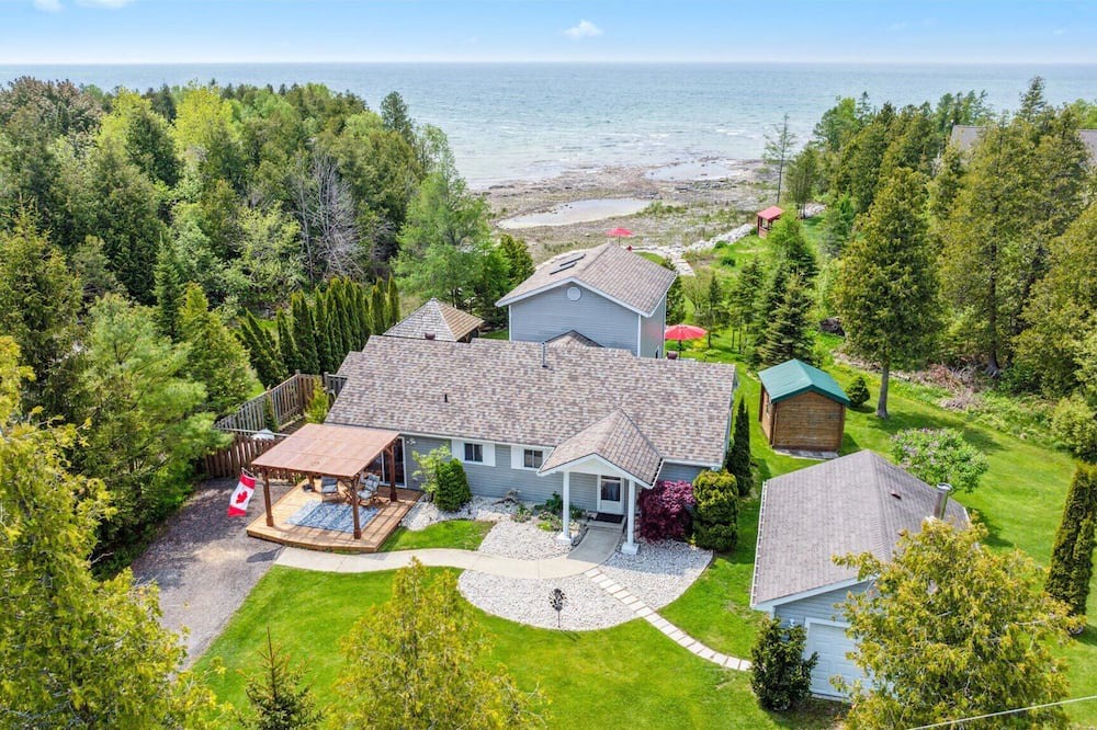 South Bruce Peninsula Cottage | Stunning Waterfront Retreat - Pike Bay