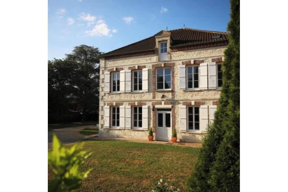 Sens House | Maison de vile les Tresors de Sens