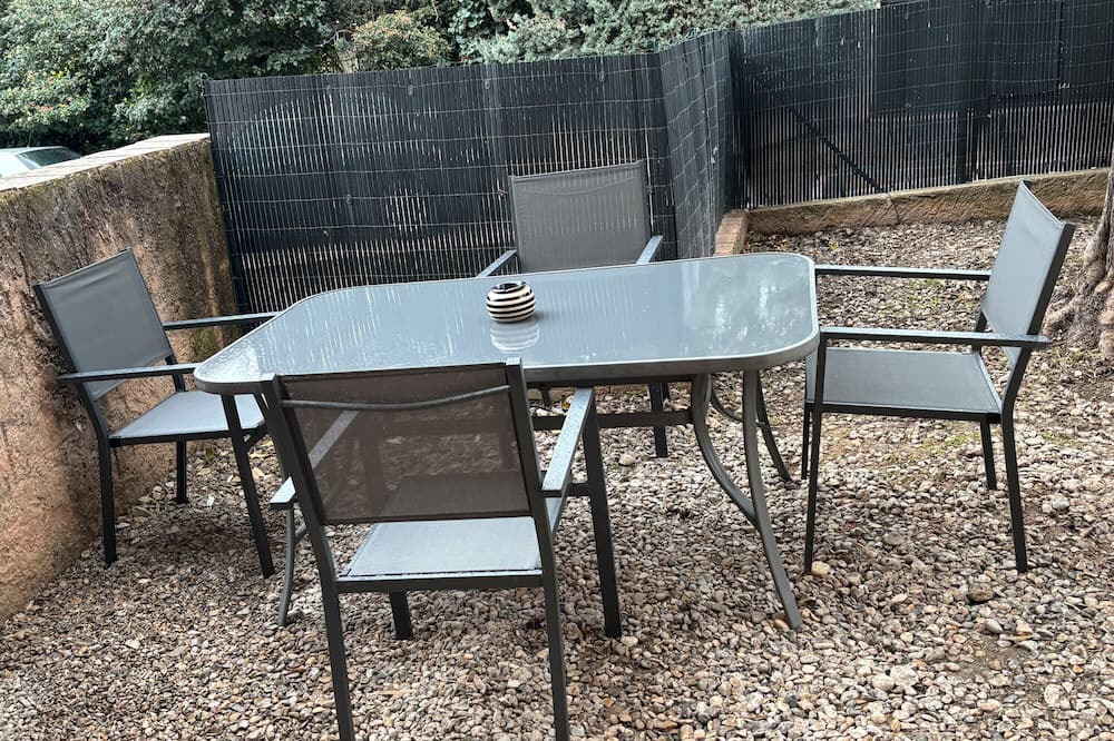 Nyons Cottage | Cottage 'Appartement Cosy' with Private Terrace, Wi-Fi and Air Conditioning