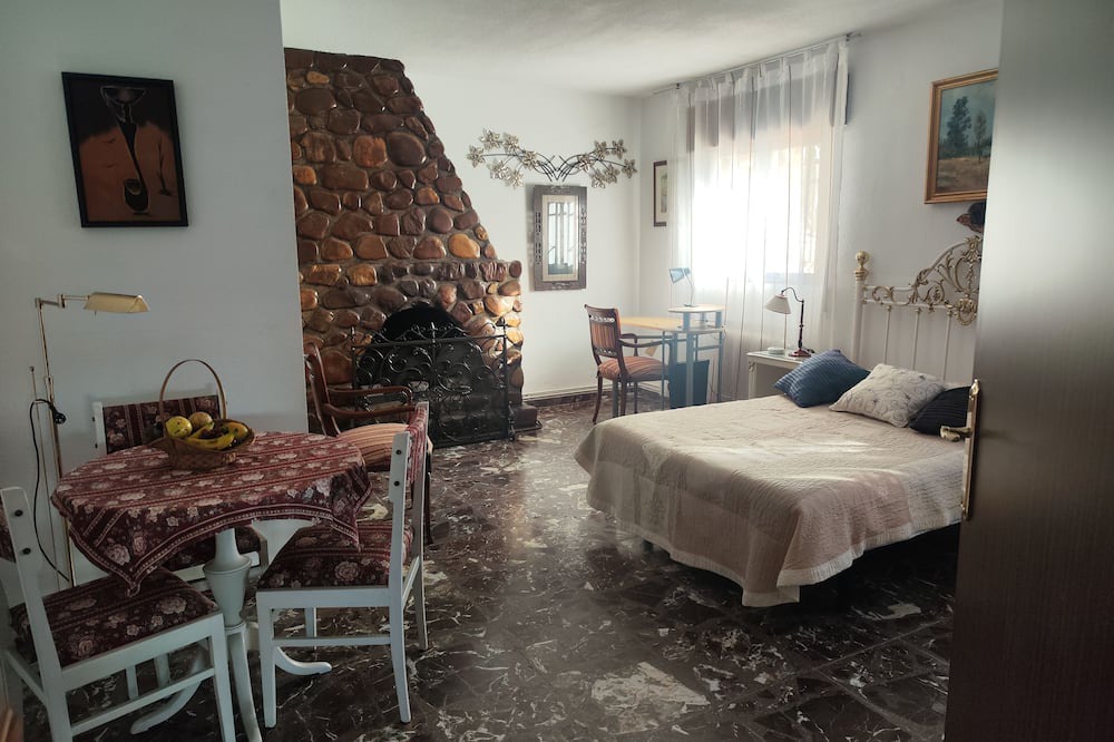 Valdeaveruelo Apartment | A place to forget stress