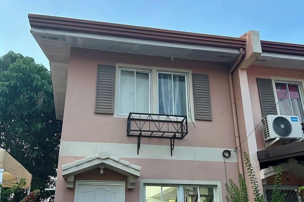 General Santos House | House of daenerys 2-bedroom entire house in General Santos City with WiFi, AC