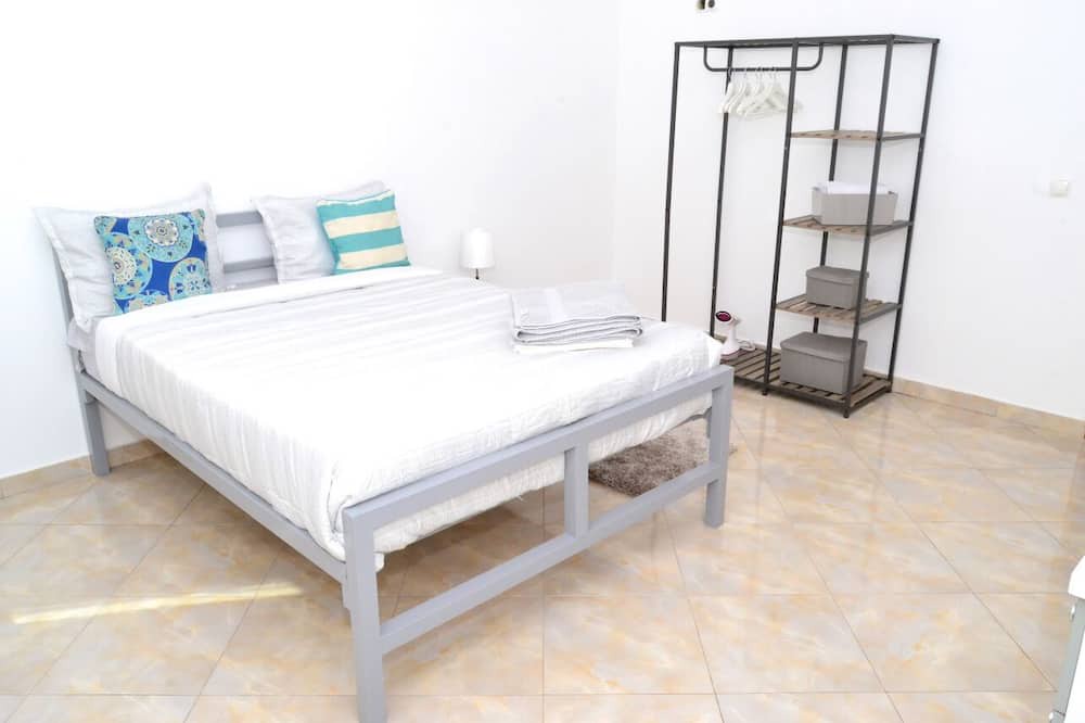 Praia Apartment | Cool apartment with AC in vibrant Praia