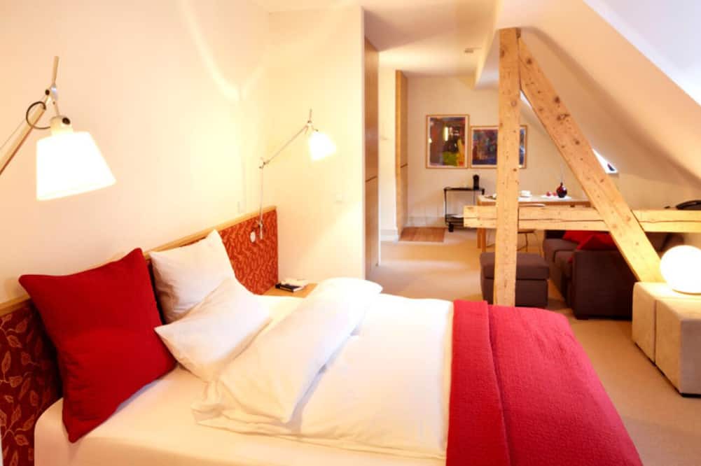 Pforzheim Apartment | Villa Trautz - Studios with queen-size bed including breakfast