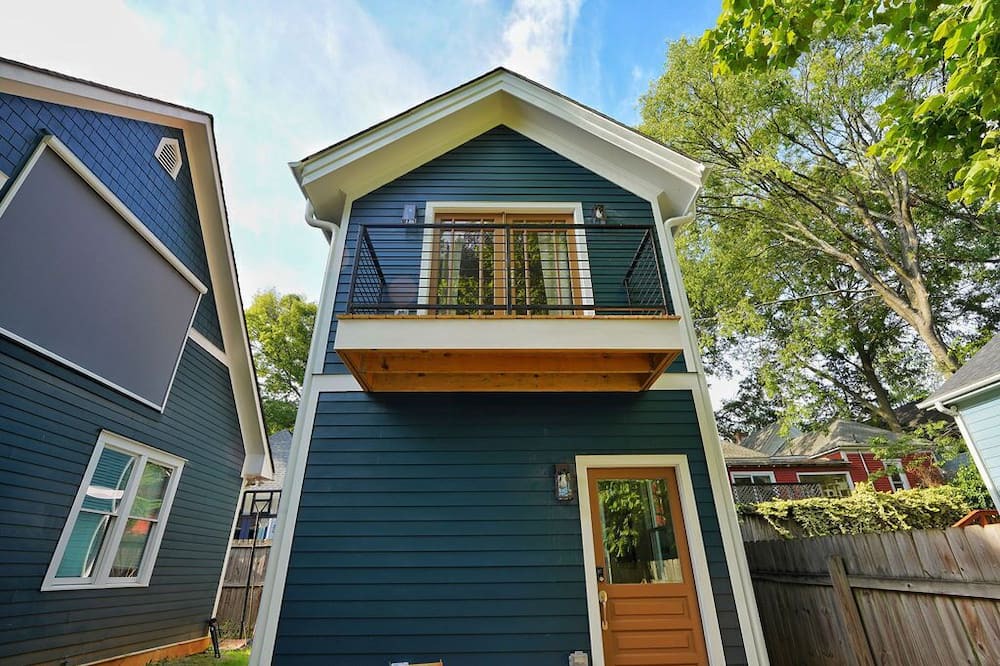 Reynoldstown Cottage | Tiny Home by the Beltline and The Eastern. Great, walkable location