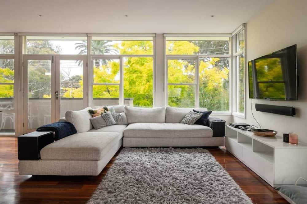 Glen Iris House | Modern Towhouse 4 Bedrooms