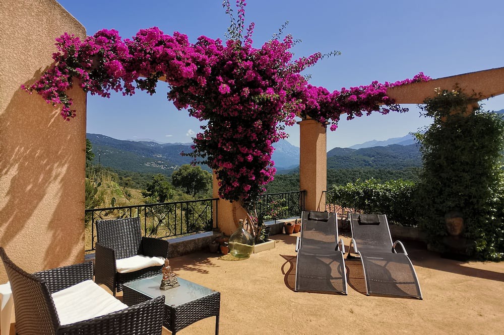 Tavaco Bed & Breakfast | A casa di Lucienne Family villa in the countryside - 5 minutes from the river