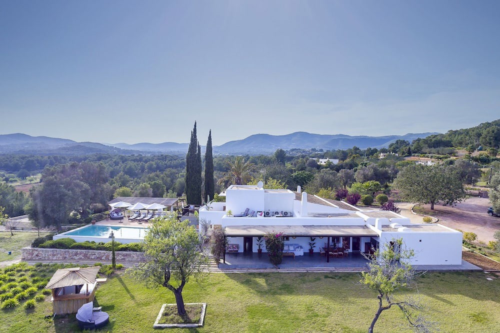 Santa Eulalia del Rio Villa | My Rental Homes - Villa Papiro with private pool, wifi and air conditioning