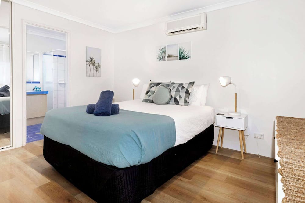 Busselton Bed & Breakfast | Eagle Bay Room - 2 @ Observatory Guesthouse