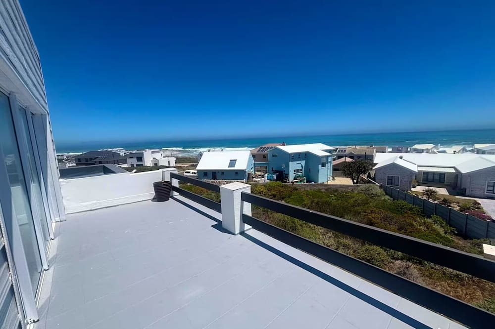 Yzerfontein House | Seven@Seaview