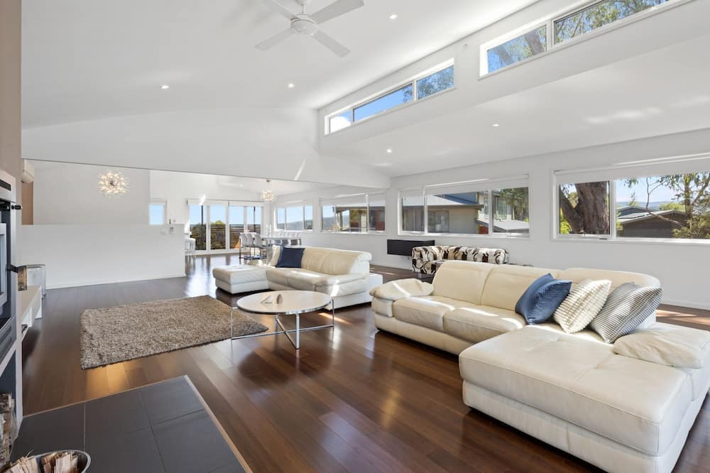 Merrijig House | Eagles Nest - Merrijig - Sleeps 10