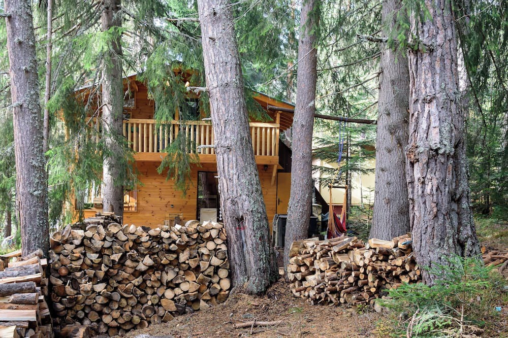 Semkovo Villa | Life House is nestled at 1650m above sea level in Rila mountain-highest in BG