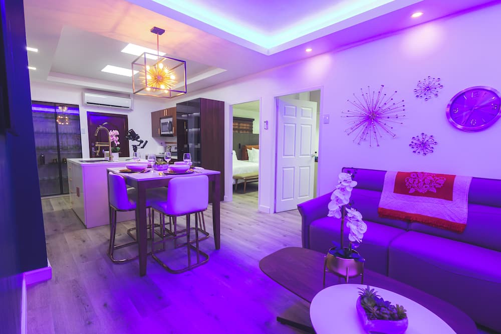 Port of Spain Apartment | Modern Luxurious 2-bedroom Smart Apartment in Port of Spain with WiFi, AC