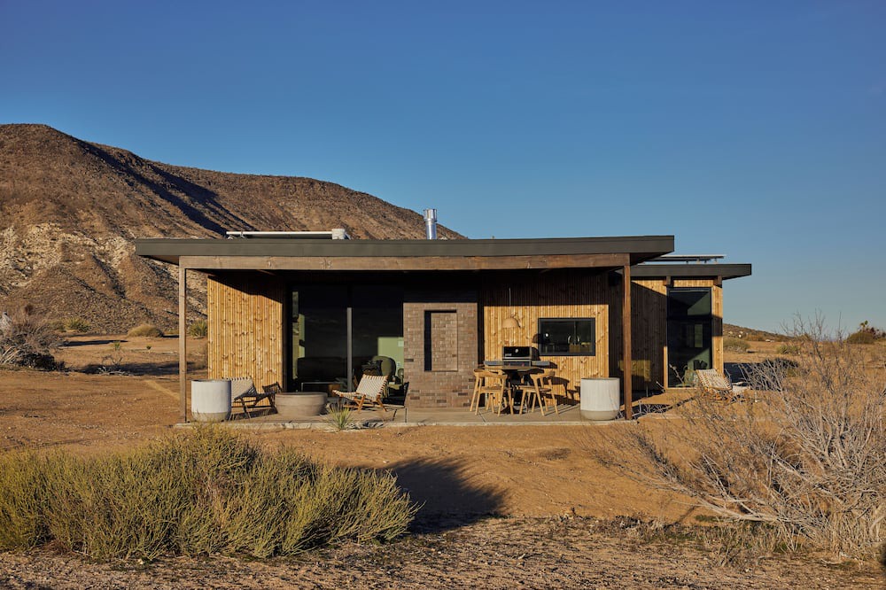 Pioneertown Cabin | Stargazing and Amazing Views at The Ocotillo