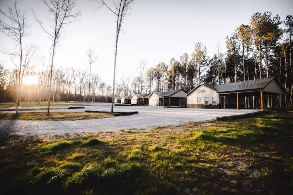 Wilsonville Cabin | Cabins Of Lay Lake at Beeswax Cabin #5