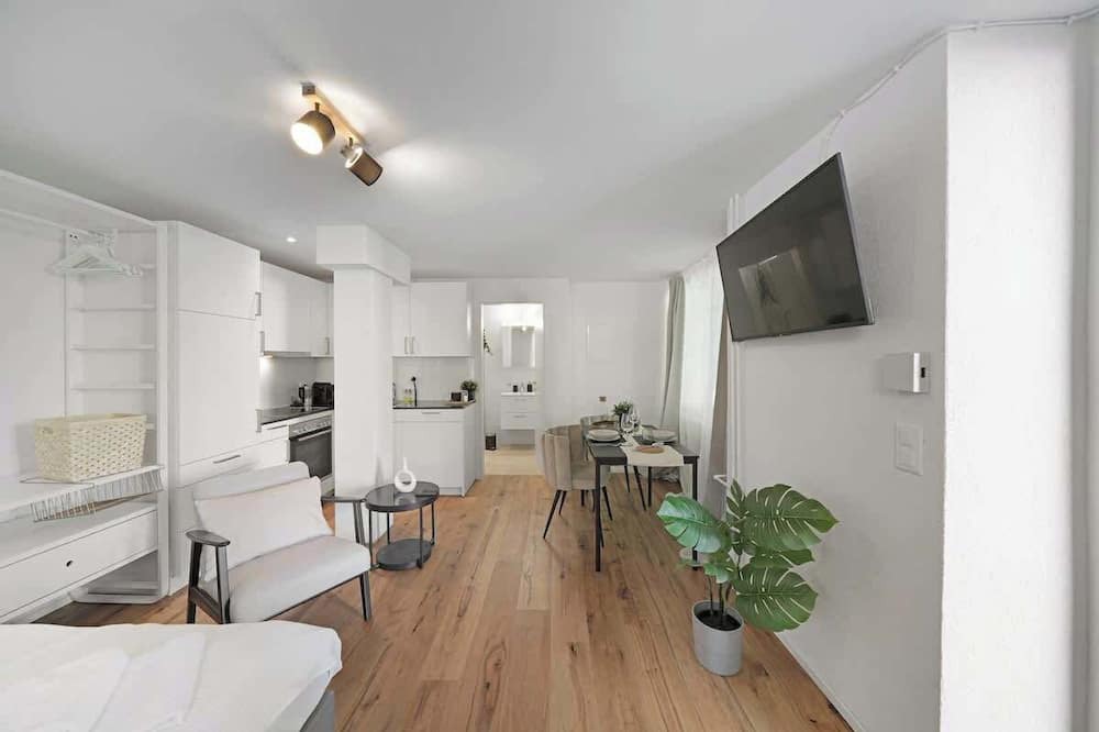 St. Gallen Apartment | book2stay: modernes Studio at Top Place (Olma Messen)