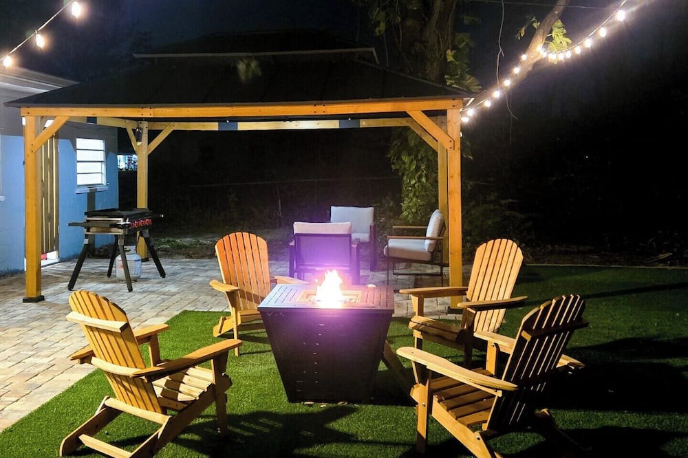 Edgewater House | Cozy 2-bedroom house in enjoyable New Smyrna/Edgewater with AC, WiFi