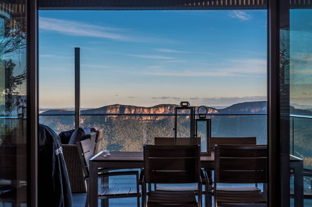 Blue Mountains City Council House | Elysian on the Escarpment with Mountain Views