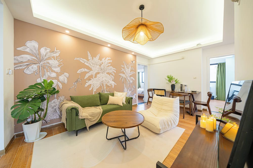 Changshou Road Apartment | CityHome-Jing'An Temple,4BRS 2BATHS