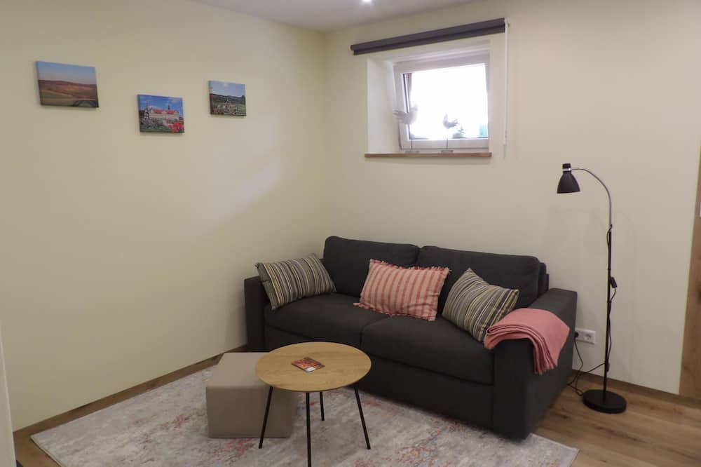 Ebertsbronn Apartment | Newly renovated apartment (40sqm) ideal for families of up to 4 people