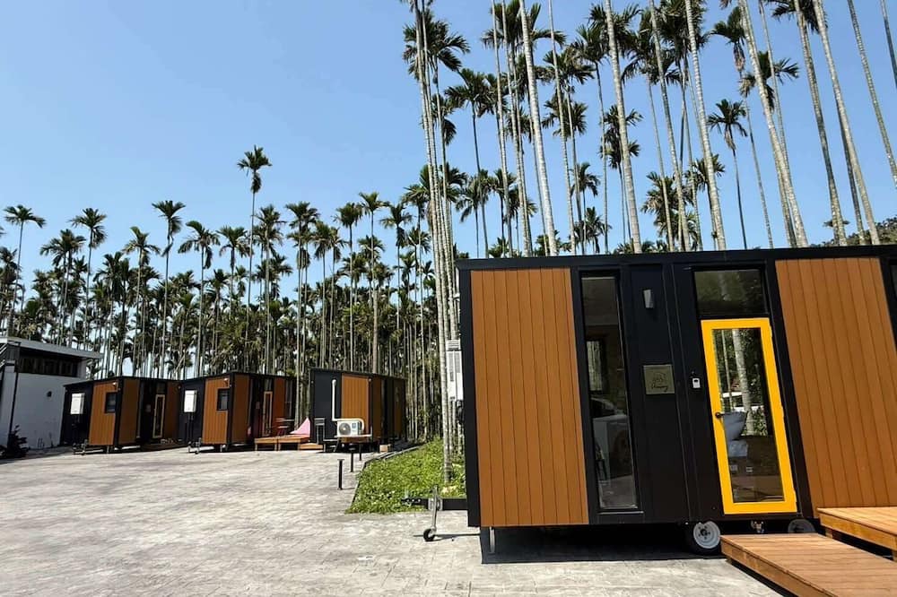 Gukeng Cabin | California Good Day Campground 1 by Tiny Away (加州好日子露營區1)