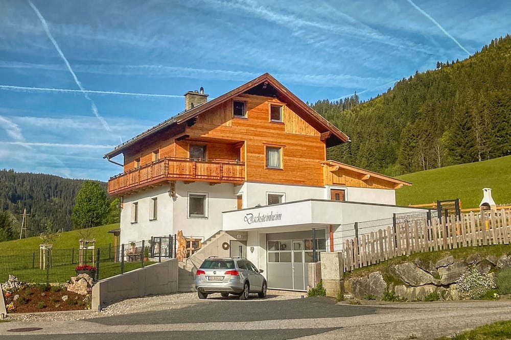 Filzmoos House | Chalet in Filzmoos with Sauna & Mountain Views