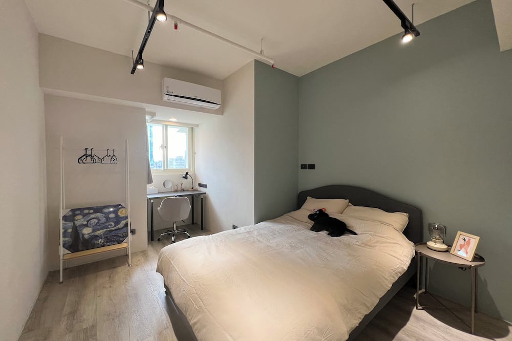 Daan Apartment | Zhongxiao Fuxing High-Rise View Apartment - Three Rooms, Two Bathrooms