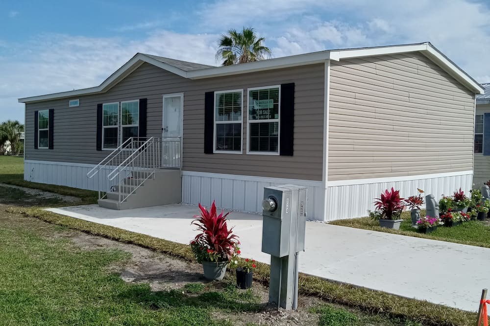 Moore Haven House | Moore Haven Boaters Paradise New 3Bed 2Bath on the Caloosahatchee River
