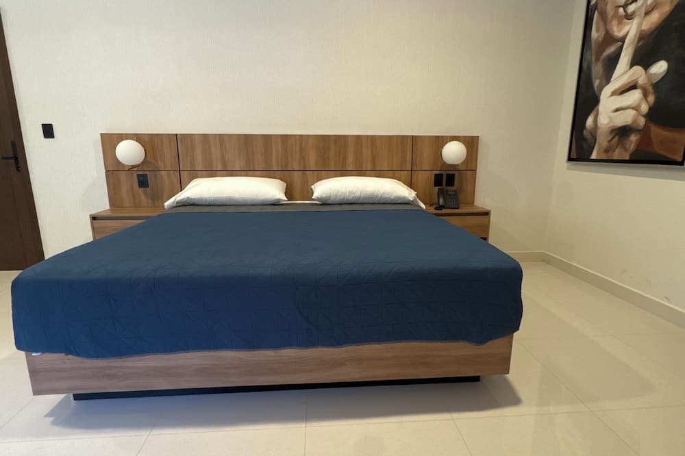 Downtown Culiacan Apartment | Chic hotel suite in delightful Culiacán Rosales with WiFi, AC