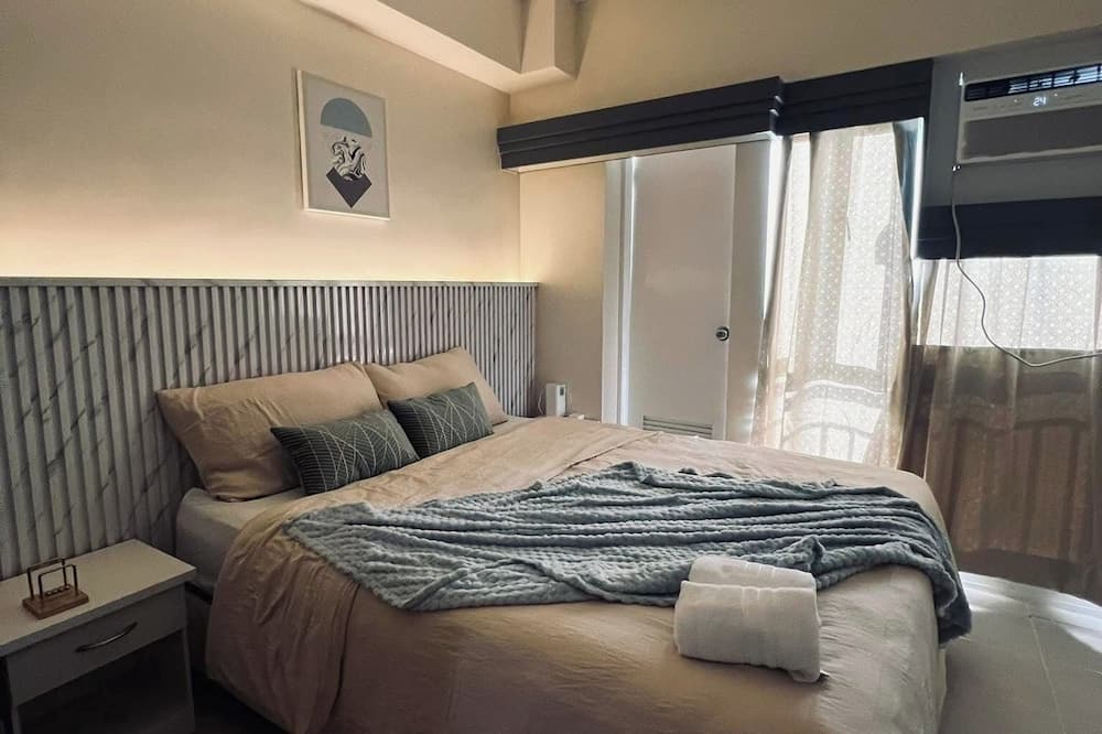 San Jose Apartment | Studio with City view,few minutes to Skyranch and Peoples Park and PicnicGroove