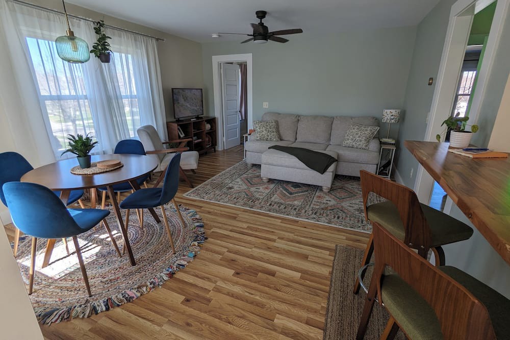 Fredonia Apartment | Charming & Relaxing Two Bedroom Upper Apartment in the Heart of Fredonia