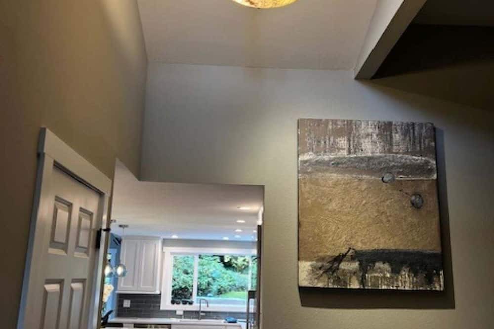 Mercer Island House | Mercer Island Home for rent Sept, Oct '25 2 mo min