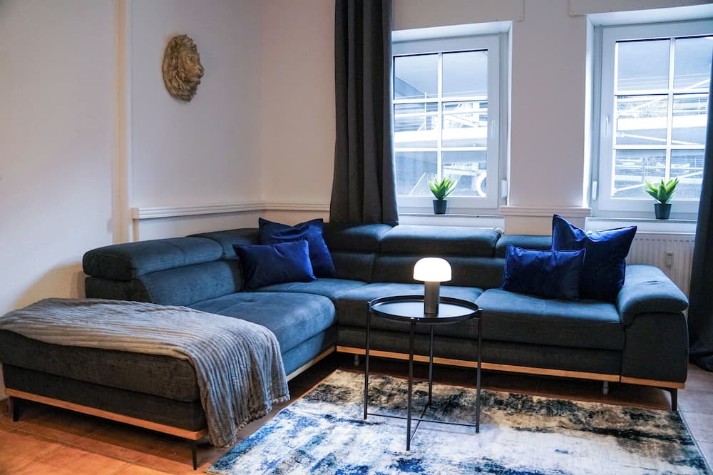 Hachenburg Apartment | Within walking distance of the old town - Stylish vacation apartment in a central location