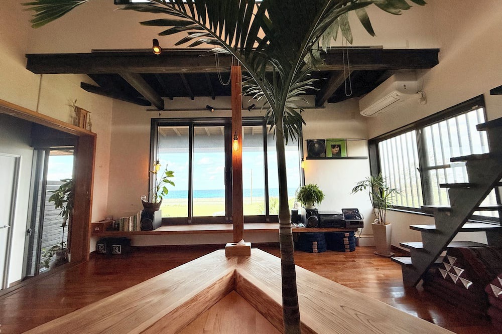 Kikai Island Villa | Only 1 pair per day] Private ocean view villa with BBQ and tent sauna, free parking and water bath
