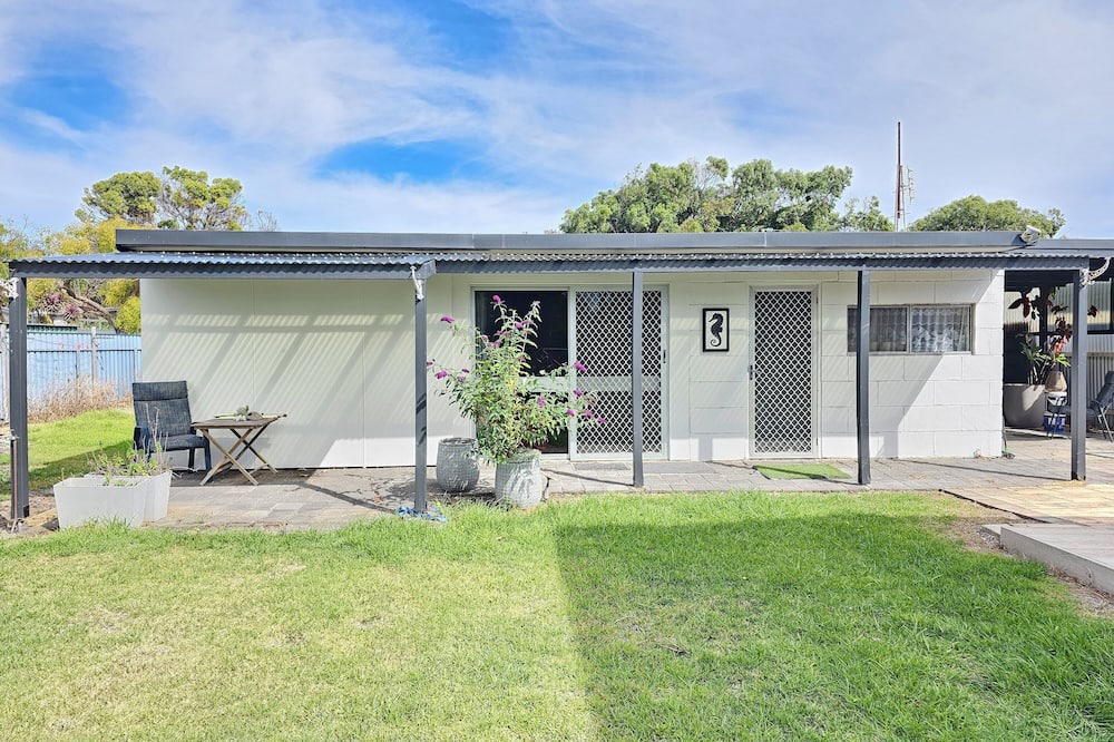 Waterhouse House | Weekend at Bernies - The ultimate beach shack