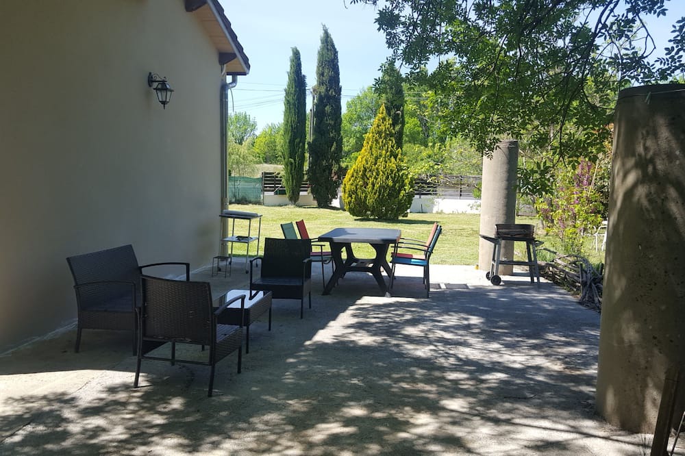 Ruoms Apartment | RUOMS lovely apartment with large terrace for 4 people